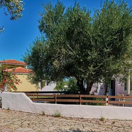 Penelope Periyali Villa *