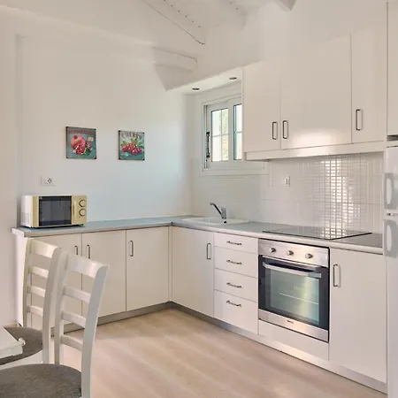 Villa Penelope Periyali *